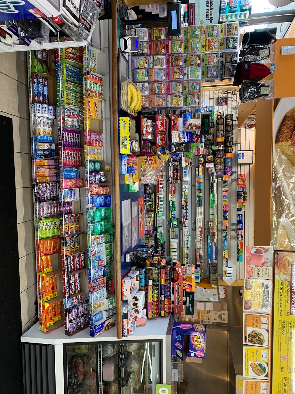 Huntington Deli & Market | restaurant | 7635 Murray Hill Rd # B, Columbia, MD 21046, USA | 3014909280 OR +1 301-490-9280