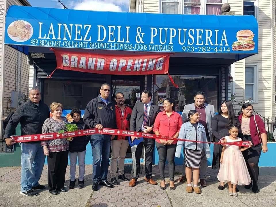 Lainez DELI & pupuseria | restaurant | 459 River St, Paterson, NJ 07524, USA | 9737824414 OR +1 973-782-4414