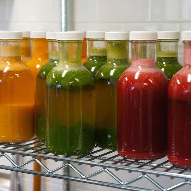 The Juice Kitchen | restaurant | 1617 W North Ave, Milwaukee, WI 53205, USA | 4148978635 OR +1 414-897-8635
