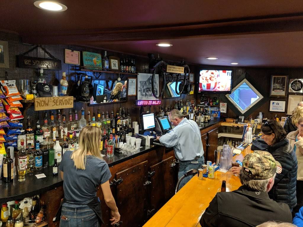 Wallenweins Hotel | restaurant | 641 Oakwood Ave, East Aurora, NY 14052, USA | 7166529801 OR +1 716-652-9801