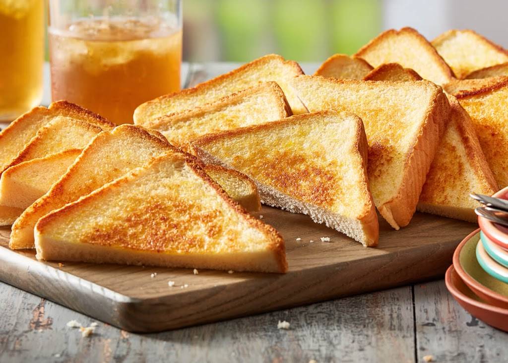 Zaxbys Chicken Fingers & Buffalo Wings | restaurant | 3960 Northside Dr, Macon, GA 31210, USA | 4784741141 OR +1 478-474-1141