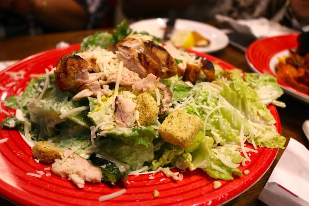 TGI Fridays Restaurant & Sports Bar | restaurant | Lobby Level of the Embassy Suites, 6700 Fallsview Blvd, Niagara Falls, ON L2G 3W6, Canada | 9053568523 OR +1 905-356-8523