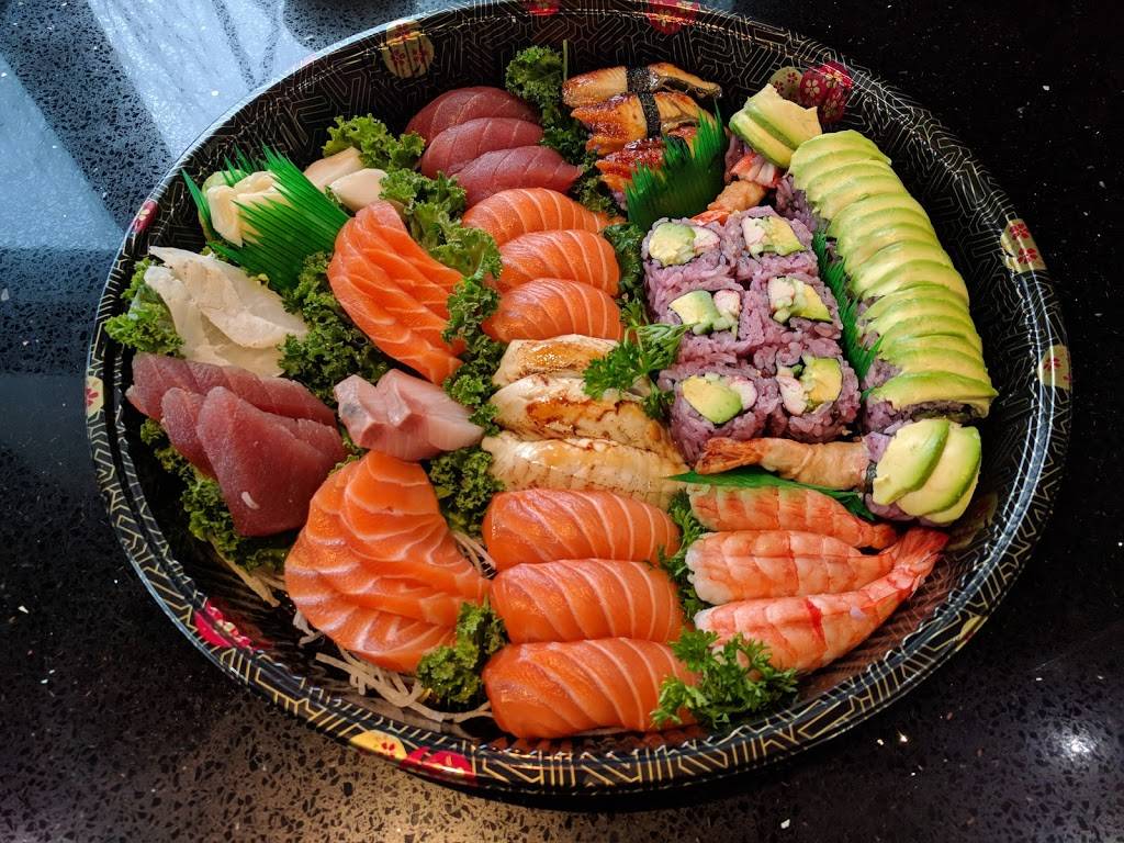 Krazy Roll | restaurant | 84 Marine Parade Dr, Etobicoke, ON M8V 0A3, Canada | 6473522270 OR +1 647-352-2270