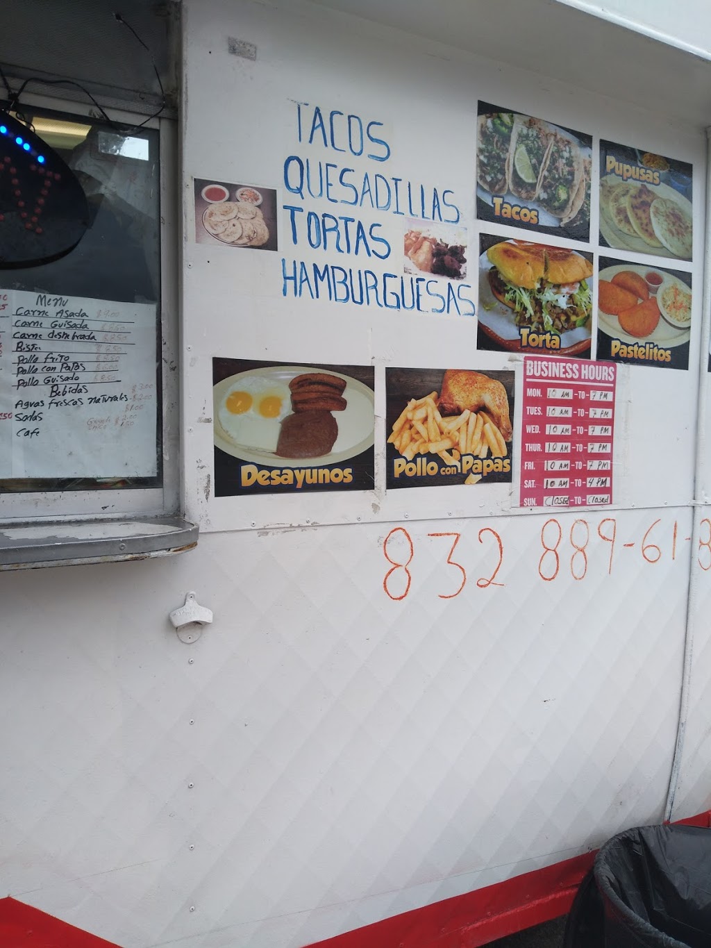 Taqueria y Pupuseria Mary | restaurant | 8108 Munn St, Houston, TX 77029, USA | 8328896183 OR +1 832-889-6183