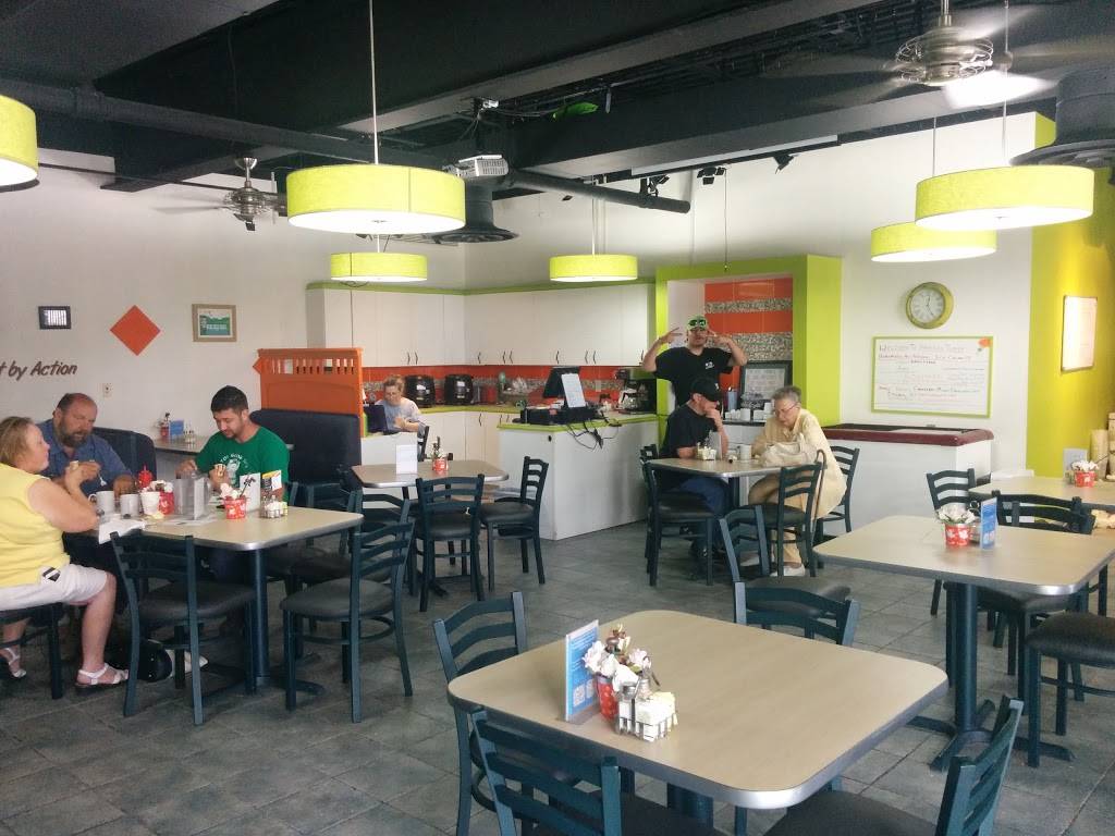 Ten Friends Diner | restaurant | 1412 Wyandotte St E, Windsor, ON N9A 3K9, Canada | 5192543000 OR +1 519-254-3000