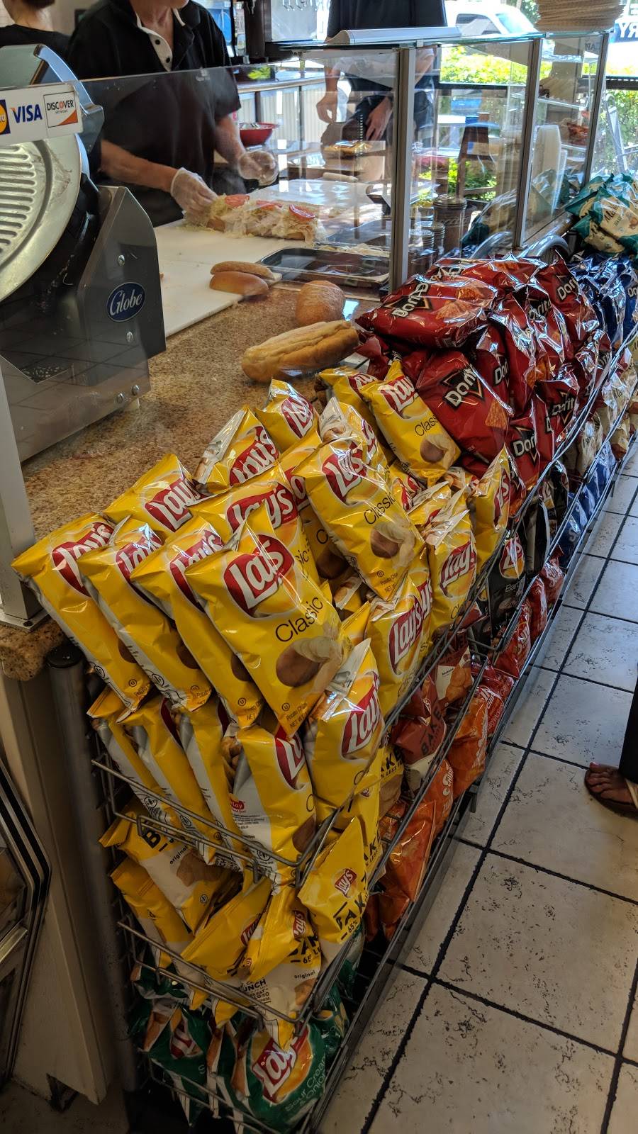 Tsunami Subs and Wraps | restaurant | 309 E Woolbright Rd, Boynton Beach, FL 33435, USA | 5617398525 OR +1 561-739-8525