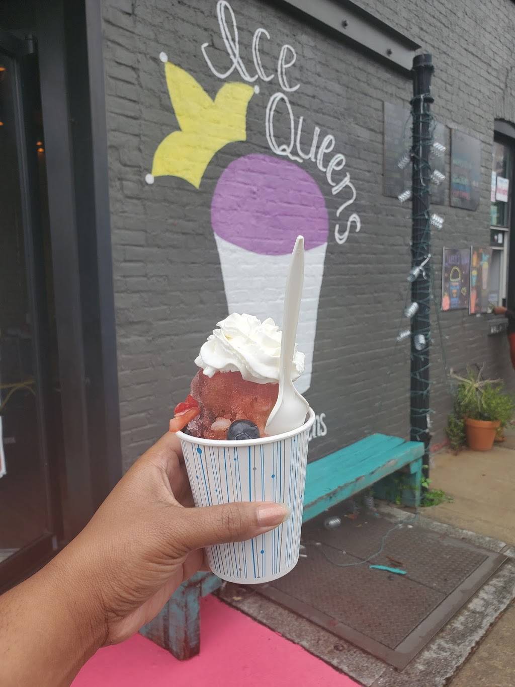 Ice Queens Snowball Shop | meal takeaway | 1648 E Fort Ave, Baltimore, MD 21230, USA | 4106468582 OR +1 410-646-8582