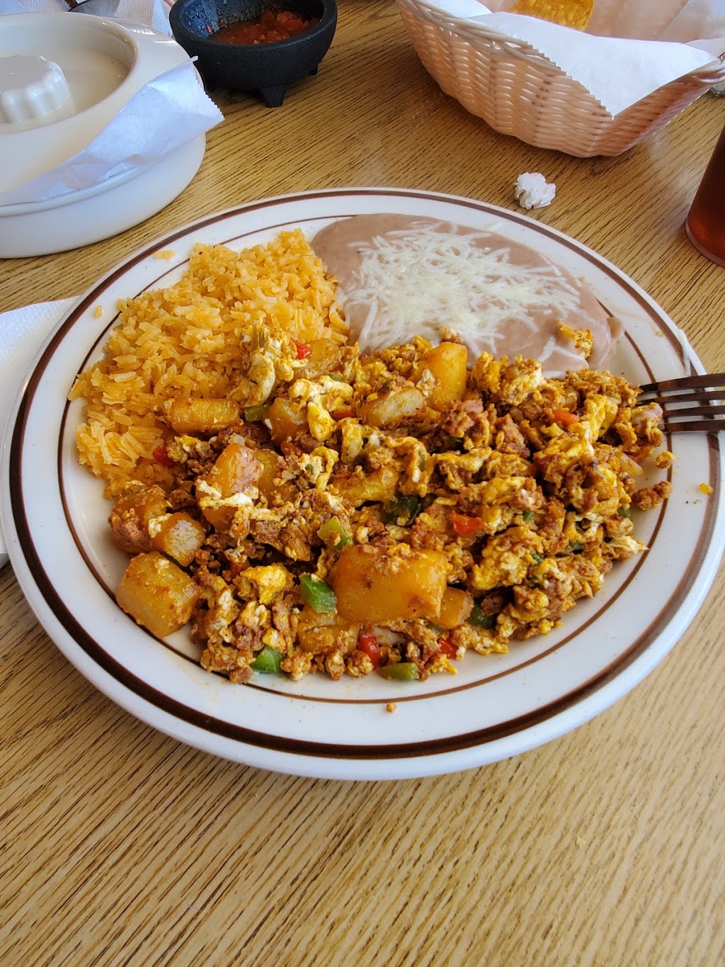 El Jacalito | restaurant | 3203 Atchison St, Riverbank, CA 95367, USA | 2095027575 OR +1 209-502-7575