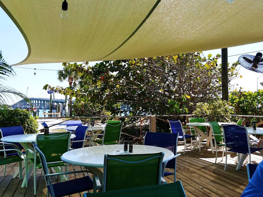 12A Buoy | restaurant | 22 Fishermans Wharf, Fort Pierce, FL 34950, USA | 7726724524 OR +1 772-672-4524