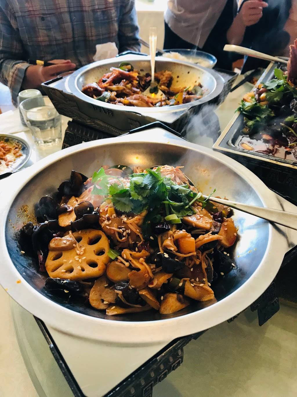 Earl Spicy | restaurant | 1711 El Camino Real, Millbrae, CA 94030, USA | 6508696222 OR +1 650-869-6222