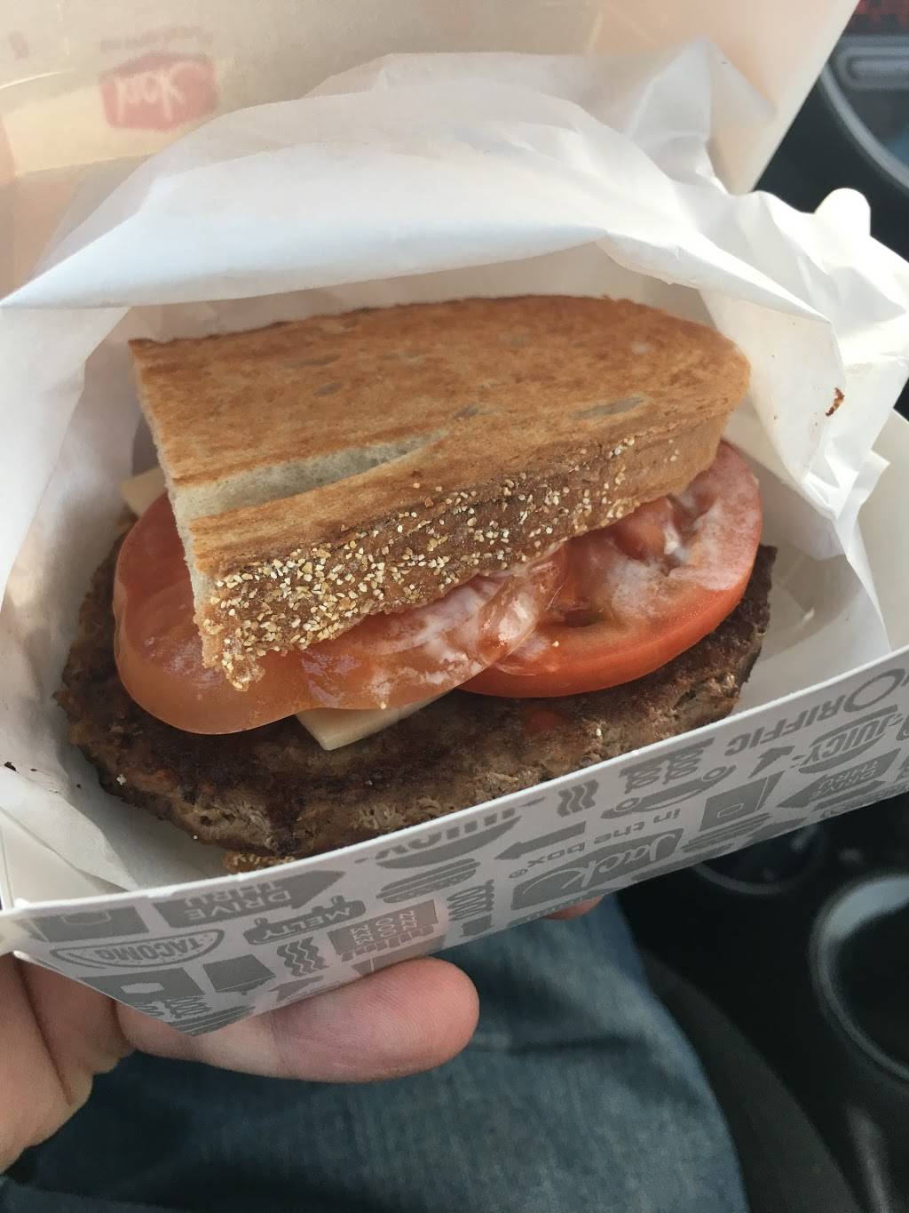 Jack in the Box | restaurant | 850 E Guadalupe Rd, Tempe, AZ 85283, USA | 4807309888 OR +1 480-730-9888