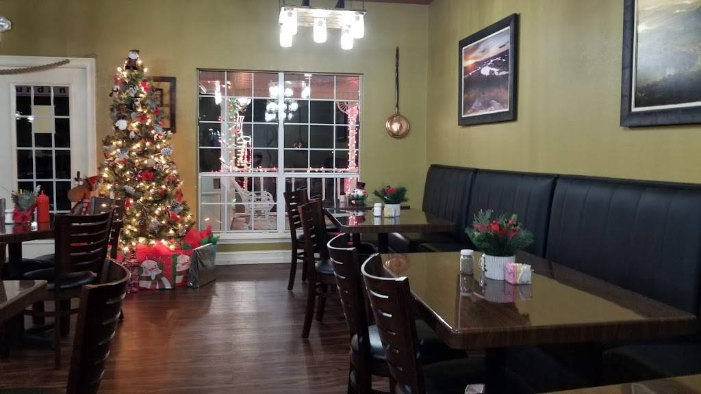 Sundance Grill | restaurant | 715 N Main St, Hiawassee, GA 30546, USA | 7068964745 OR +1 706-896-4745