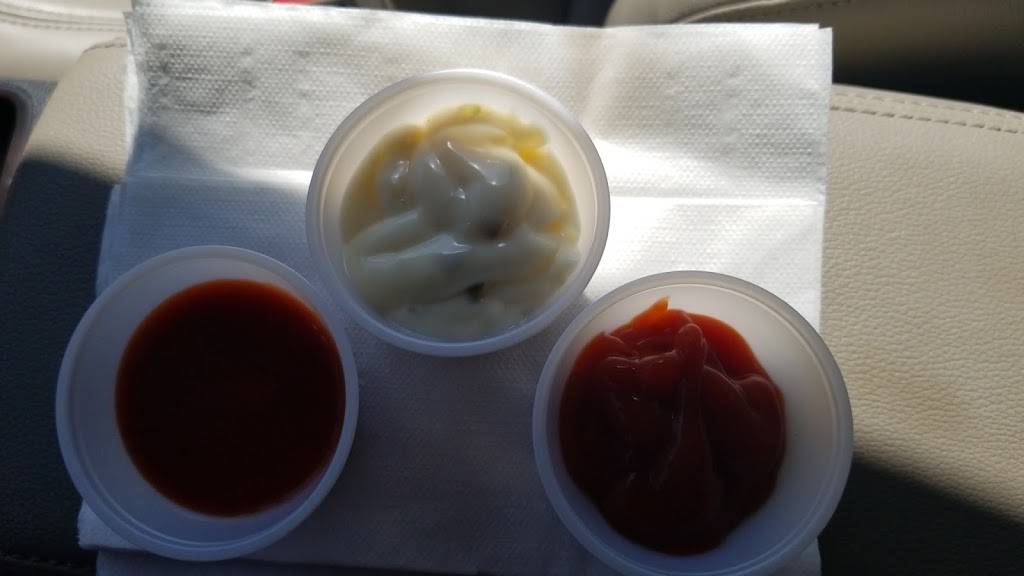 Long John Silvers | restaurant | 1309 N Keller Dr, Effingham, IL 62401, USA | 2173477553 OR +1 217-347-7553