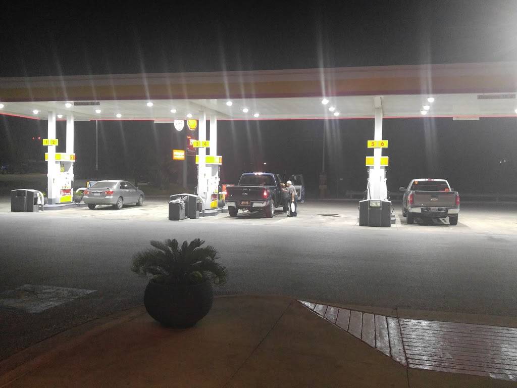 TravelCenters of America | restaurant | 6170 I, 10 East N Foster Rd, San Antonio, TX 78219, USA | 2103100145 OR +1 210-310-0145