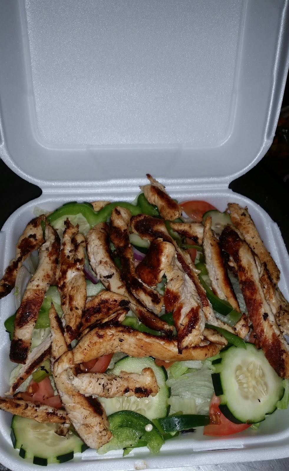 Natys Pizza 26st | restaurant | 3810, 3849 W 26th St, Chicago, IL 60623, USA | 7732778644 OR +1 773-277-8644