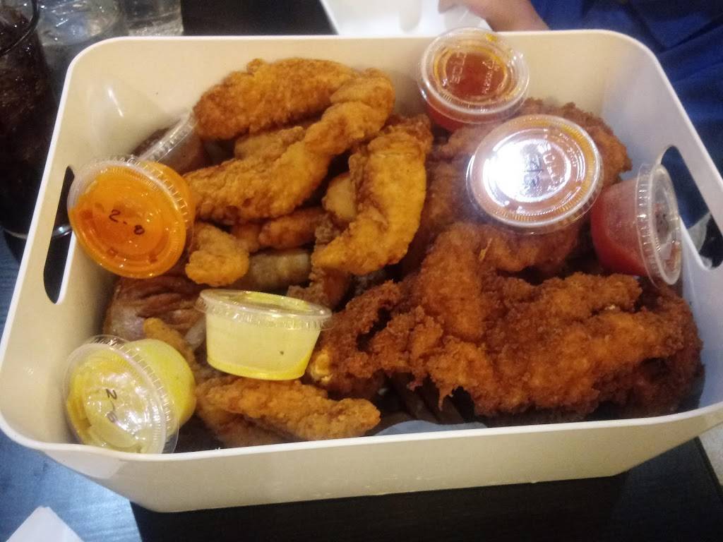 Dusk Till Dawn Fried Chicken & Seafood | restaurant | 342 E State St, West Lafayette, IN 47906, USA | 7652697020 OR +1 765-269-7020