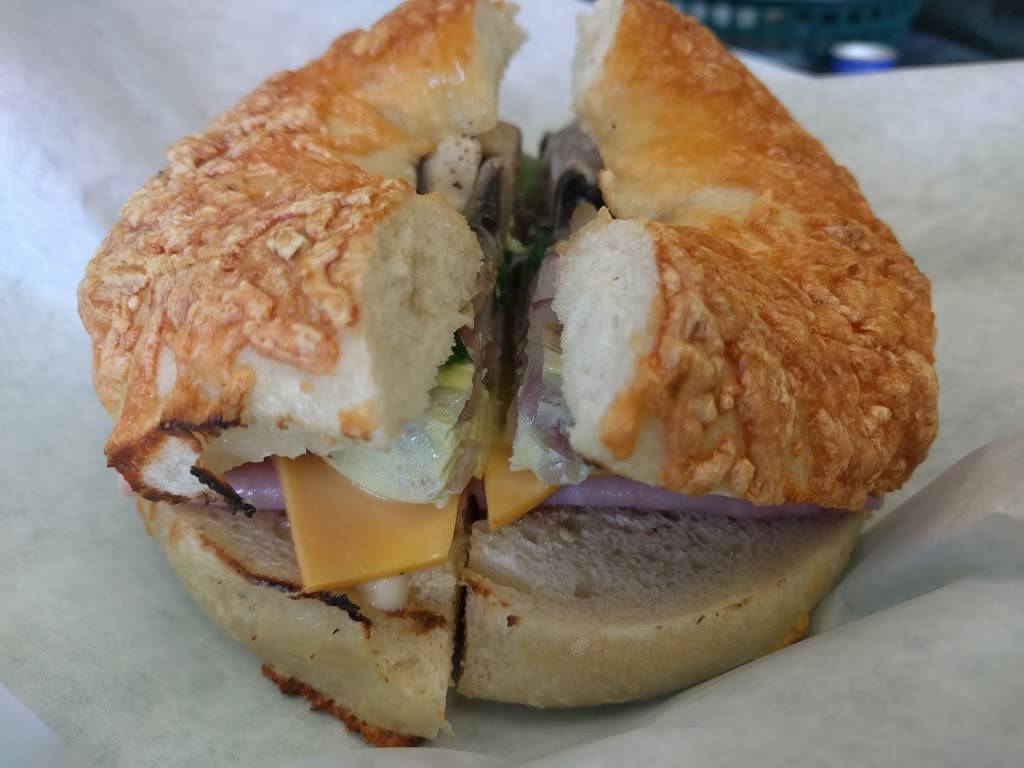 Saratoga Bagels | bakery | 12840 Saratoga Sunnyvale Rd, Saratoga, CA 95070, USA | 4088676834 OR +1 408-867-6834