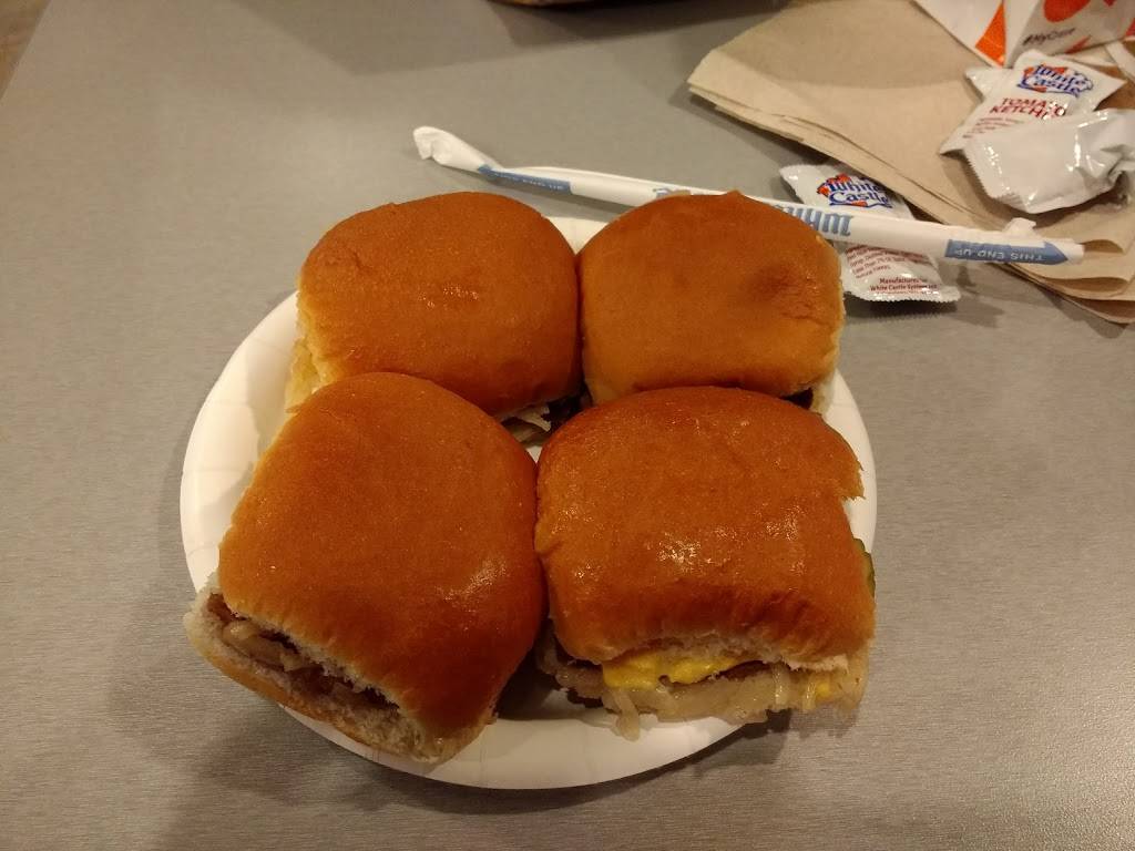 White Castle | restaurant | 3701 7th Street Rd, Louisville, KY 40216, USA | 5023632605 OR +1 502-363-2605