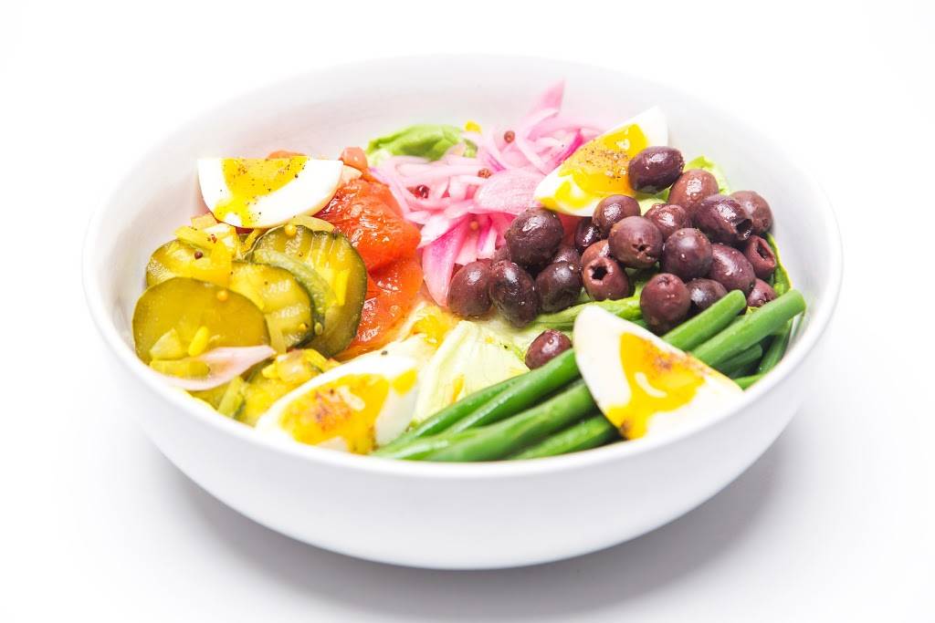 Tullulahs | restaurant | 12 4th Ave, Bay Shore, NY 11706, USA | 6319699800 OR +1 631-969-9800