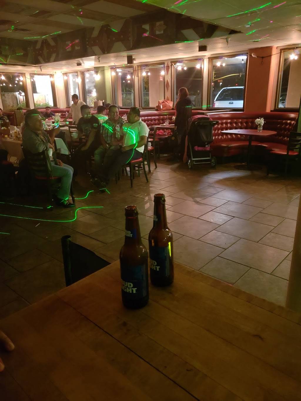 L & D Catering and Bistro | restaurant | 110 Old County Rd, Brisbane, CA 94005, USA | 4158595741 OR +1 415-859-5741