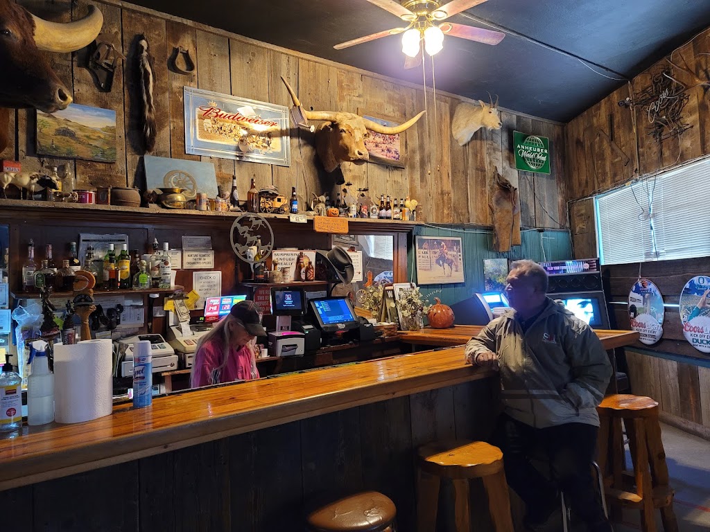 Longhorn Restaurant | restaurant | 2857 Market St, Bonanza, OR 97623, USA | 5415451209 OR +1 541-545-1209