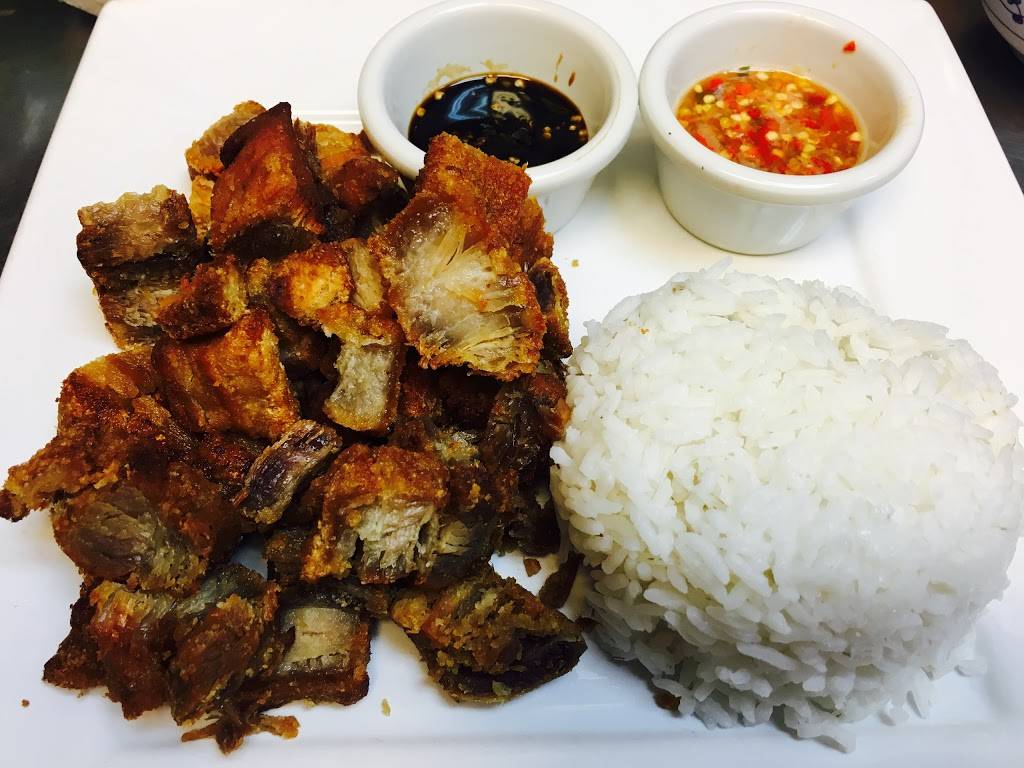 royal thai restaurant | restaurant | 219 E Dimond Blvd, Anchorage, AK 99515, USA | 9075228887 OR +1 907-522-8887