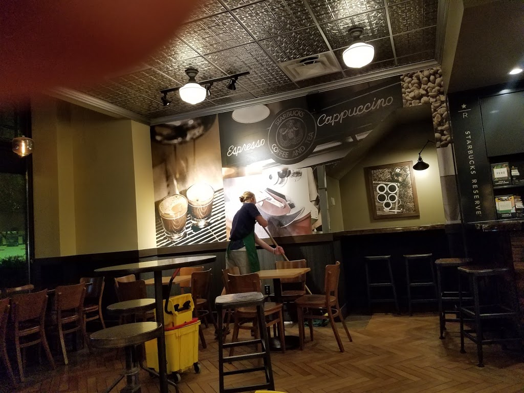 Starbucks | cafe | 228 S Clinton St, Iowa City, IA 52240, USA | 3193384788 OR +1 319-338-4788
