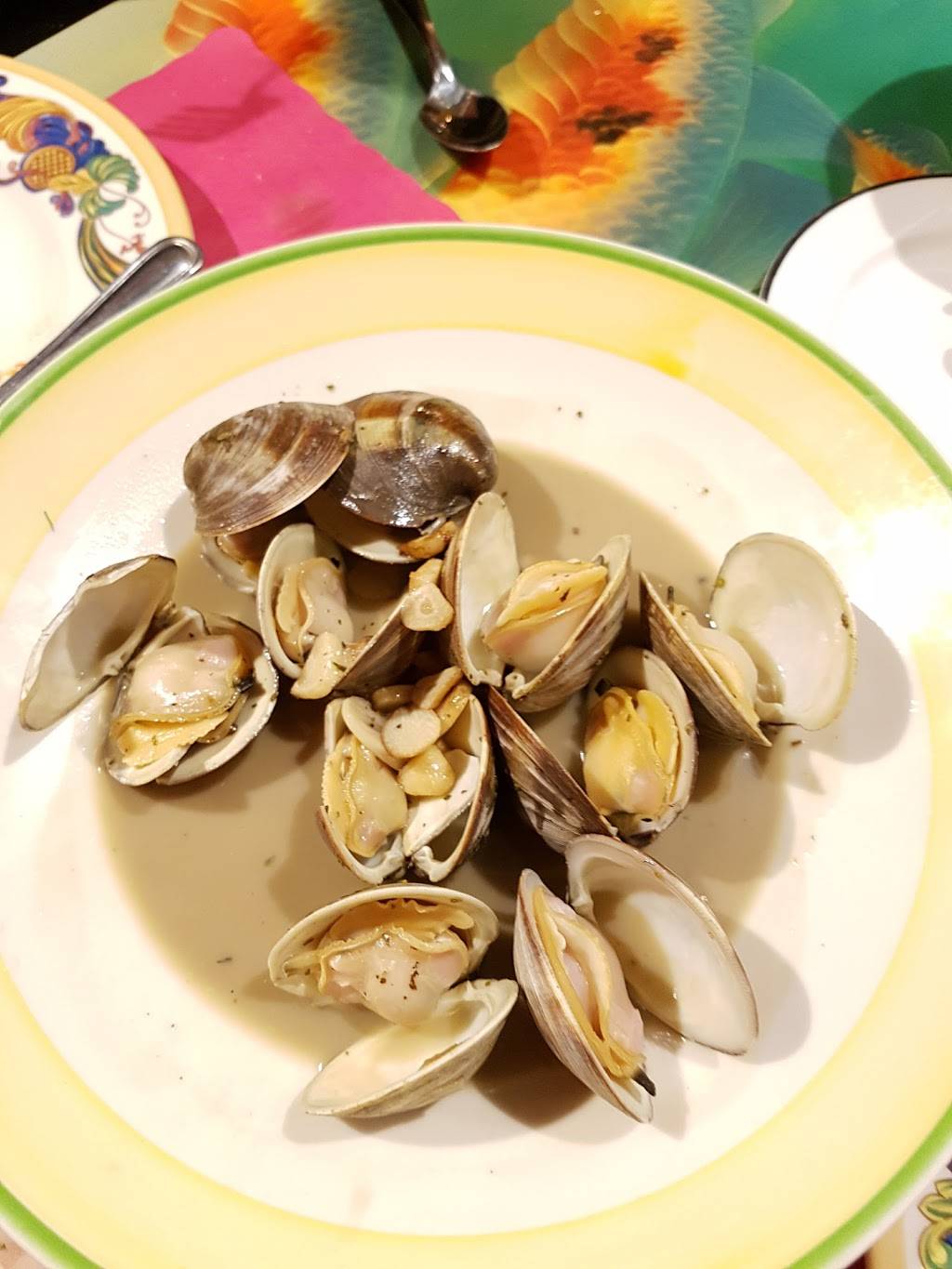 Sabrys | restaurant | 2425 Steinway St, Astoria, NY 11103, USA | 7187219010 OR +1 718-721-9010