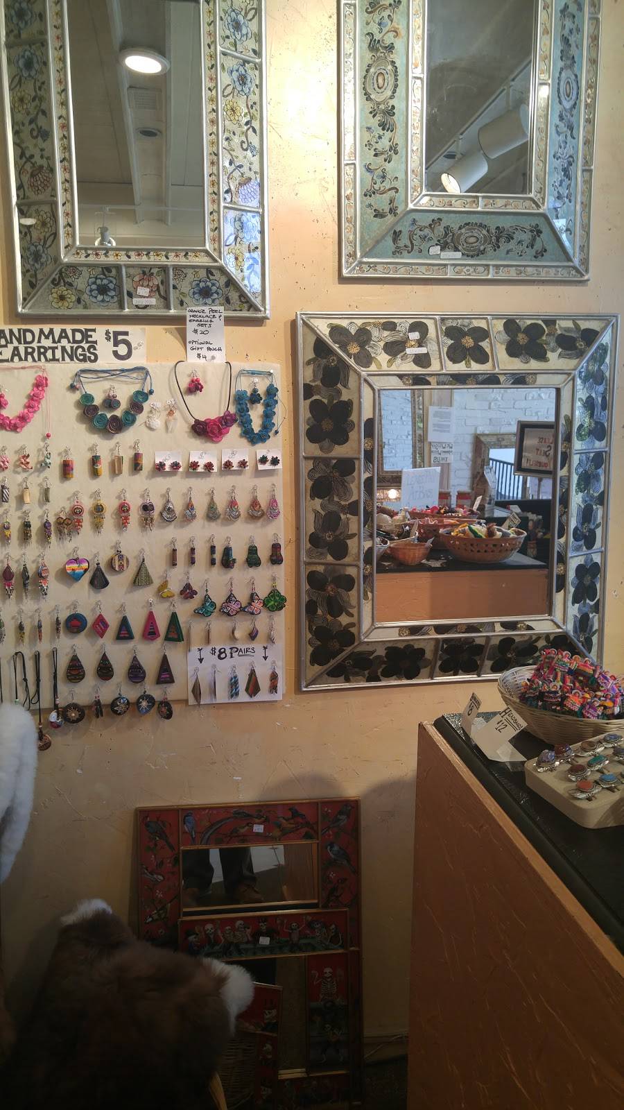 La Feria | restaurant | 5527 Walnut St # 2, Pittsburgh, PA 15232, USA | 4126824501 OR +1 412-682-4501