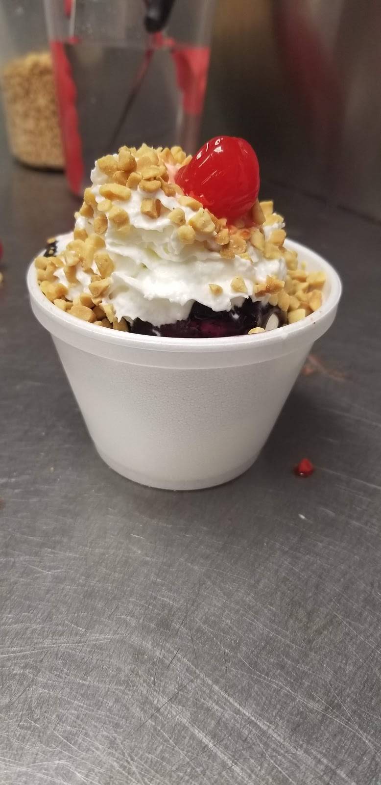 Twin Kiss Restaurant | restaurant | 2495 N Eagle Valley Rd, Howard, PA 16841, USA | 8143551322 OR +1 814-355-1322