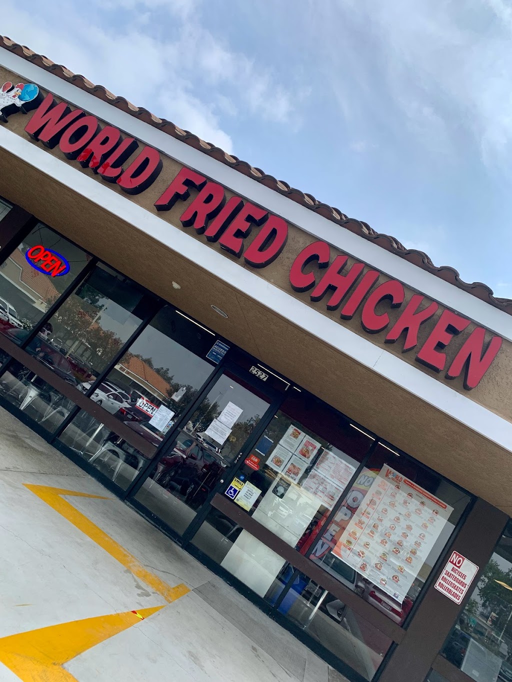 World Fried Chicken | meal takeaway | 2527 S Euclid Ave, Ontario, CA 91762, USA | 9094437322 OR +1 909-443-7322