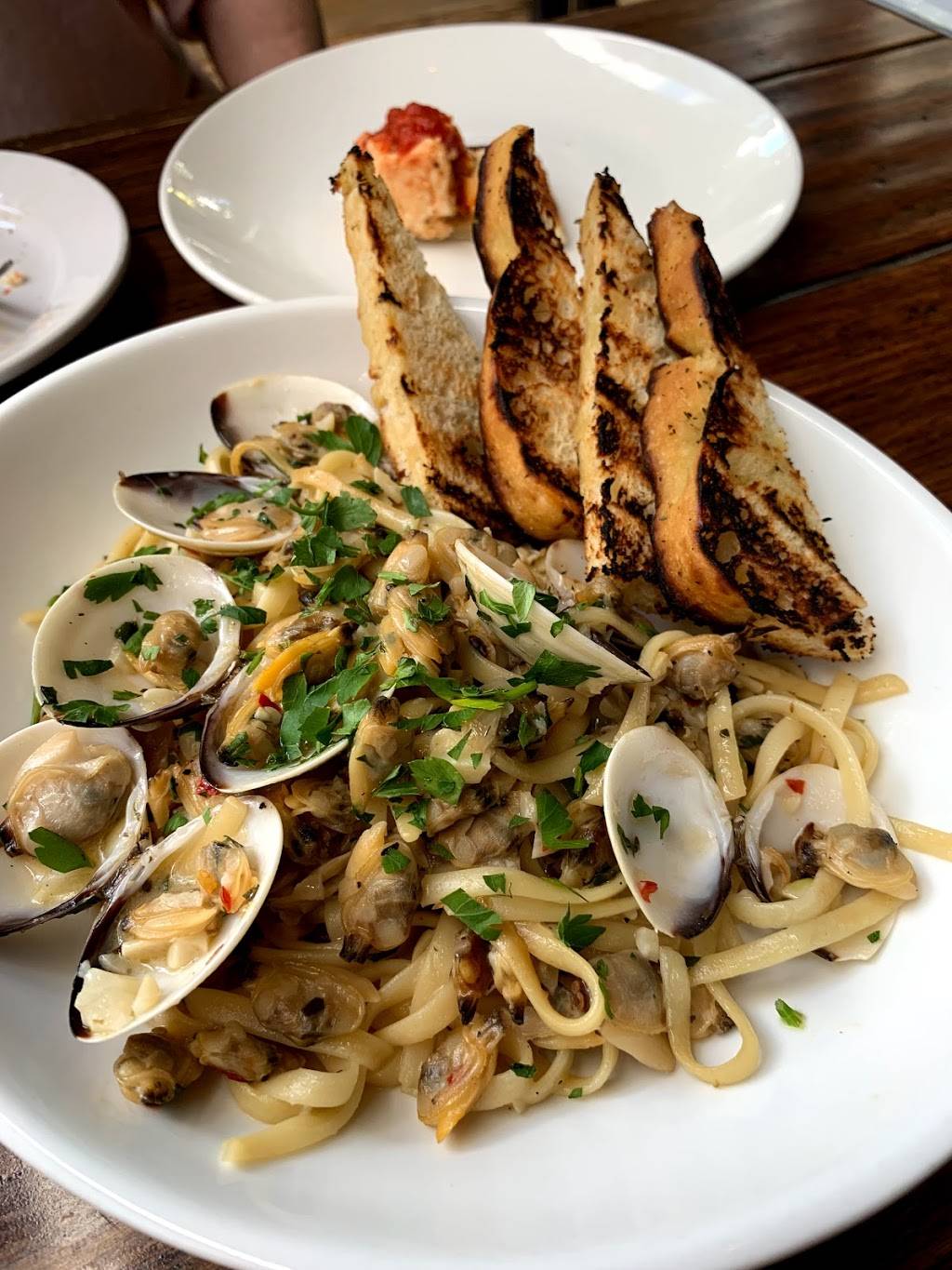 Bar Solita | restaurant | 123 W Broad St, Richmond, VA 23220, USA | 8043083605 OR +1 804-308-3605