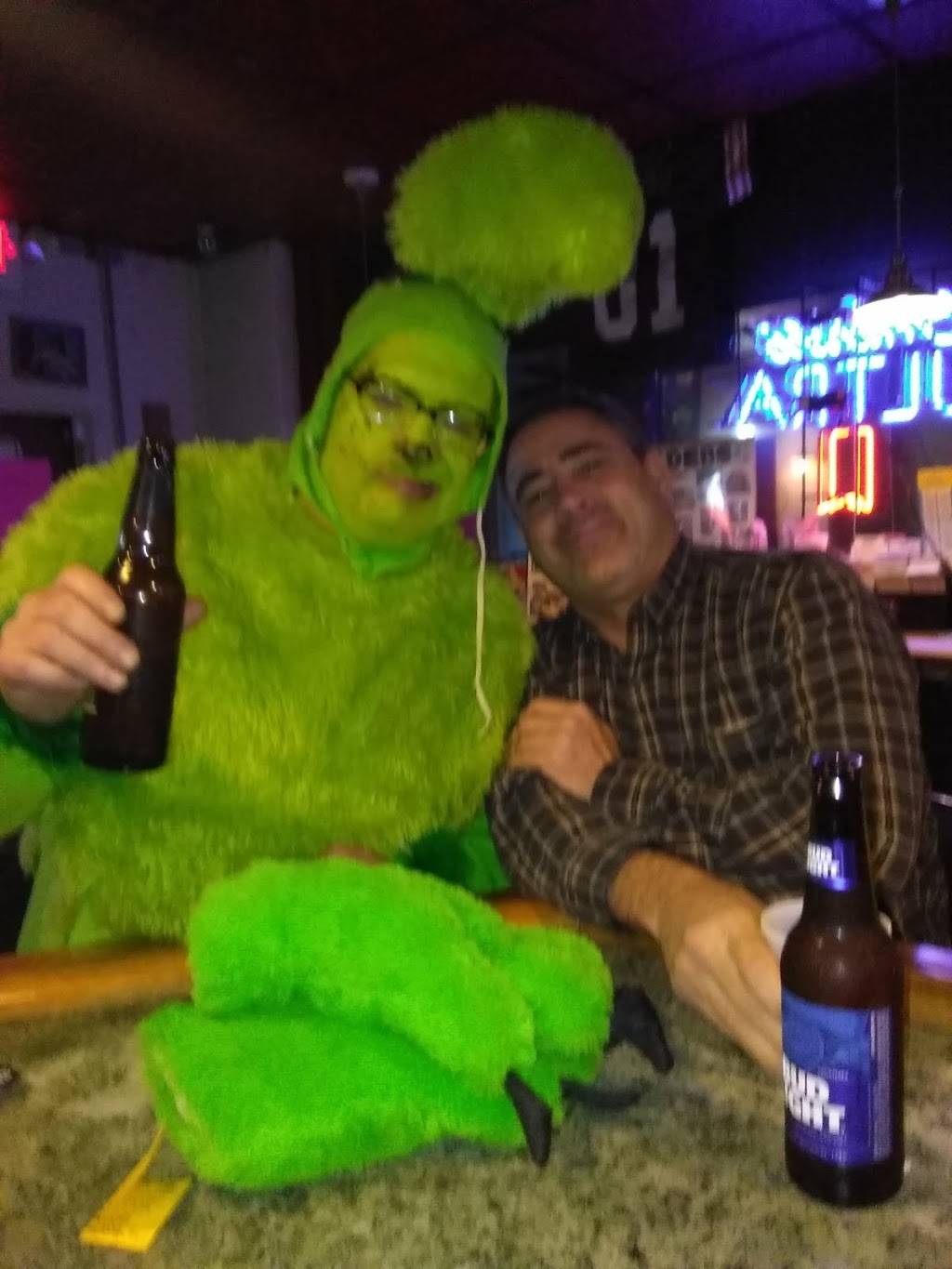 Dave & Debs Place | restaurant | 1814 Lisbon St, East Liverpool, OH 43920, USA | 3303853708 OR +1 330-385-3708