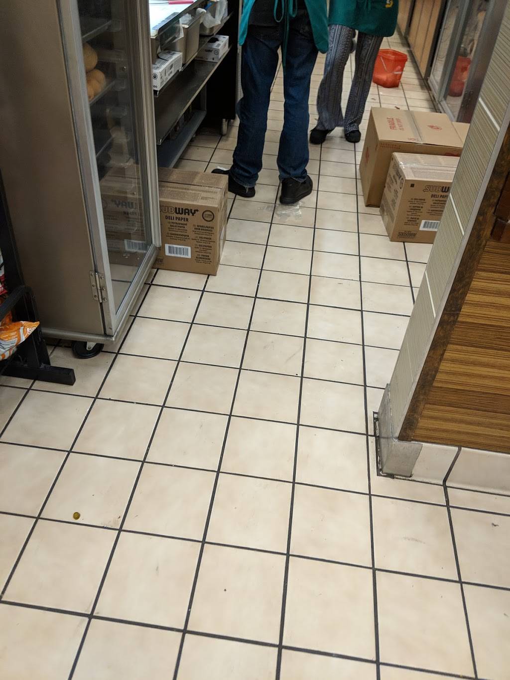 Subway | meal takeaway | 8400 Pena Blvd Jeppsen, Terminal W Side 5, Denver, CO 80249, USA | 3033426625 OR +1 303-342-6625