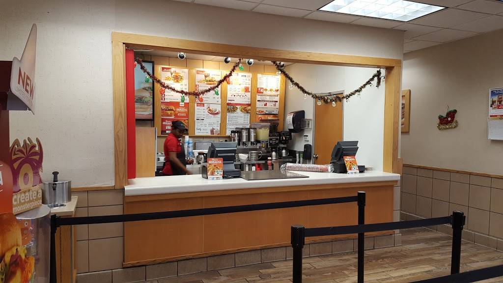 Wendys | restaurant | 496 Connecticut Ave, Norwalk, CT 06854, USA | 2038539584 OR +1 203-853-9584