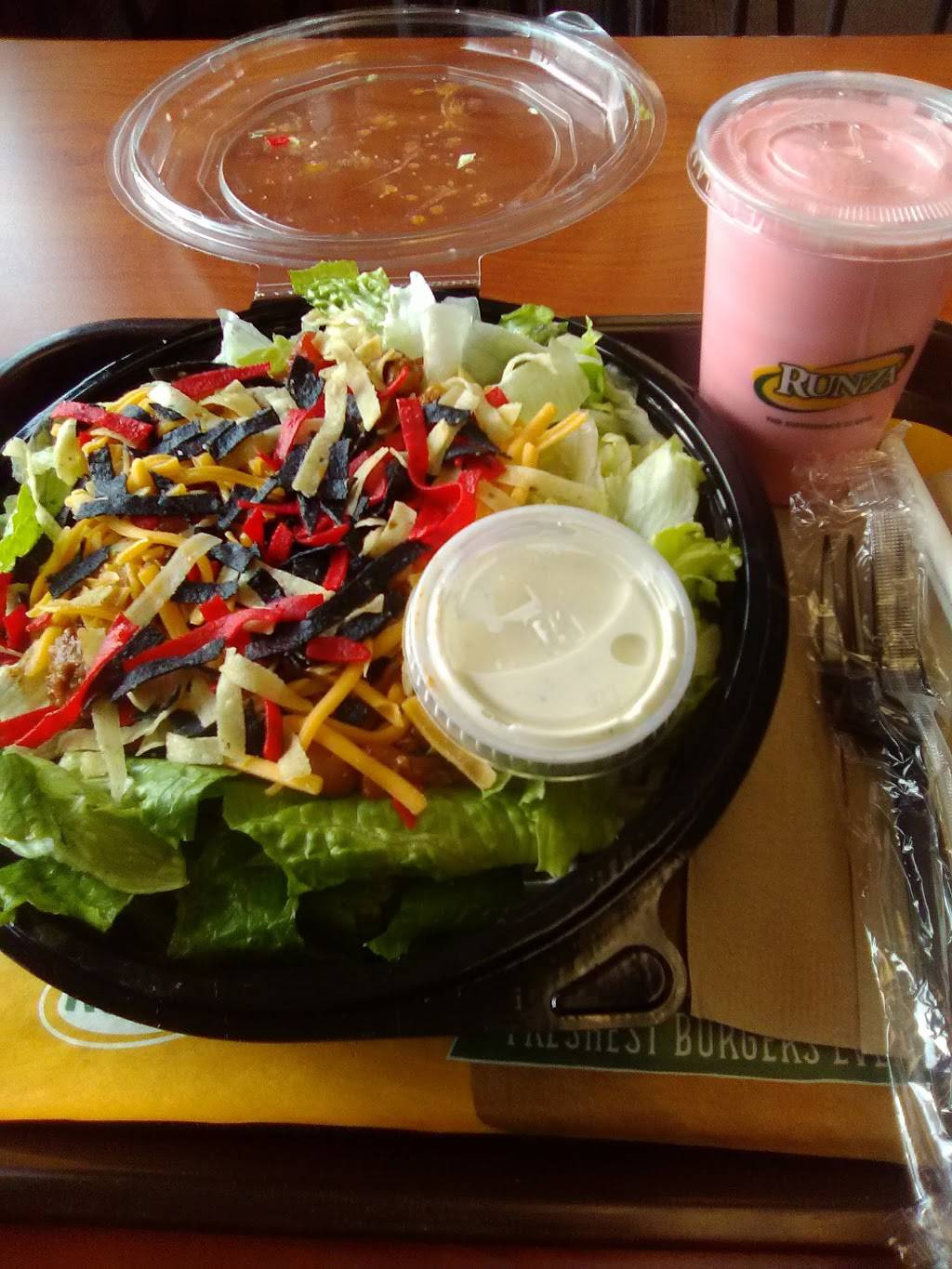 Runza Restaurant | restaurant | 2630 Industrial Drive, Fairbury, NE 68352, USA | 4027295248 OR +1 402-729-5248