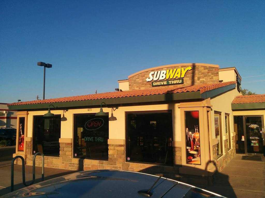 Subway | restaurant | 2200 N Arizona Ave #7, Chandler, AZ 85225, USA | 4809637177 OR +1 480-963-7177