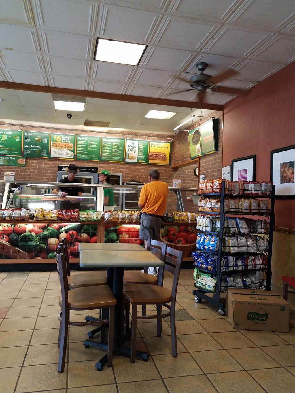 Subway | restaurant | 4005 GA-124, Jefferson, GA 30549, USA | 7063672005 OR +1 706-367-2005