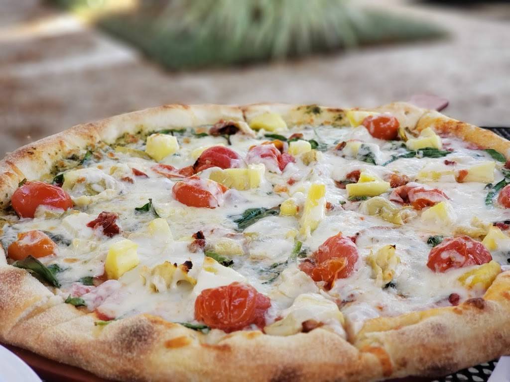 Flippers Pizzeria | meal delivery | 120 N 4th St, Lake Mary, FL 32746, USA | 4078782828 OR +1 407-878-2828