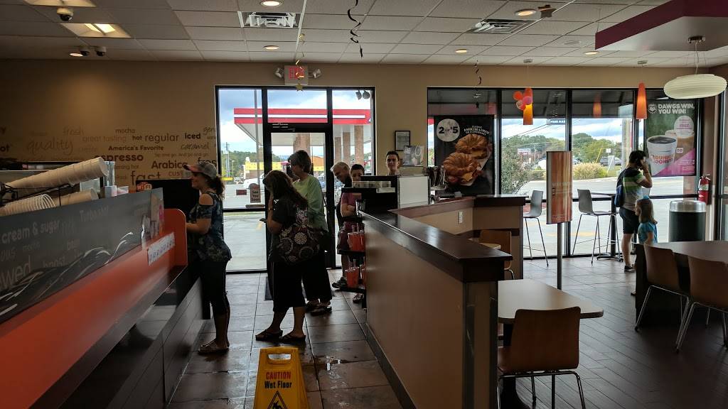 Dunkin | bakery | 675 GA-53 E, Calhoun, GA 30701, USA | 7066022242 OR +1 706-602-2242