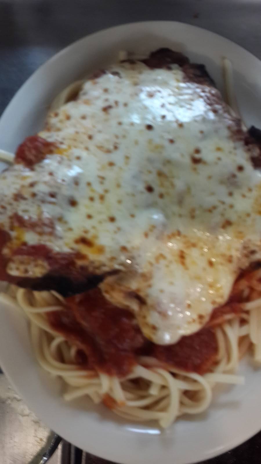 Graces Restaurant | restaurant | 1678 Meriden-Waterbury Turnpike, Milldale, CT 06467, USA | 8606285540 OR +1 860-628-5540