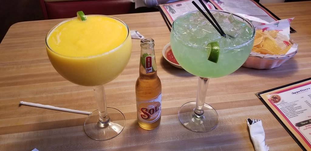 Fiesta Ranchera Mexican Restaurant | restaurant | 1041 J C Pkwy, Bloomington, IL 61705, USA | 3098207320 OR +1 309-820-7320