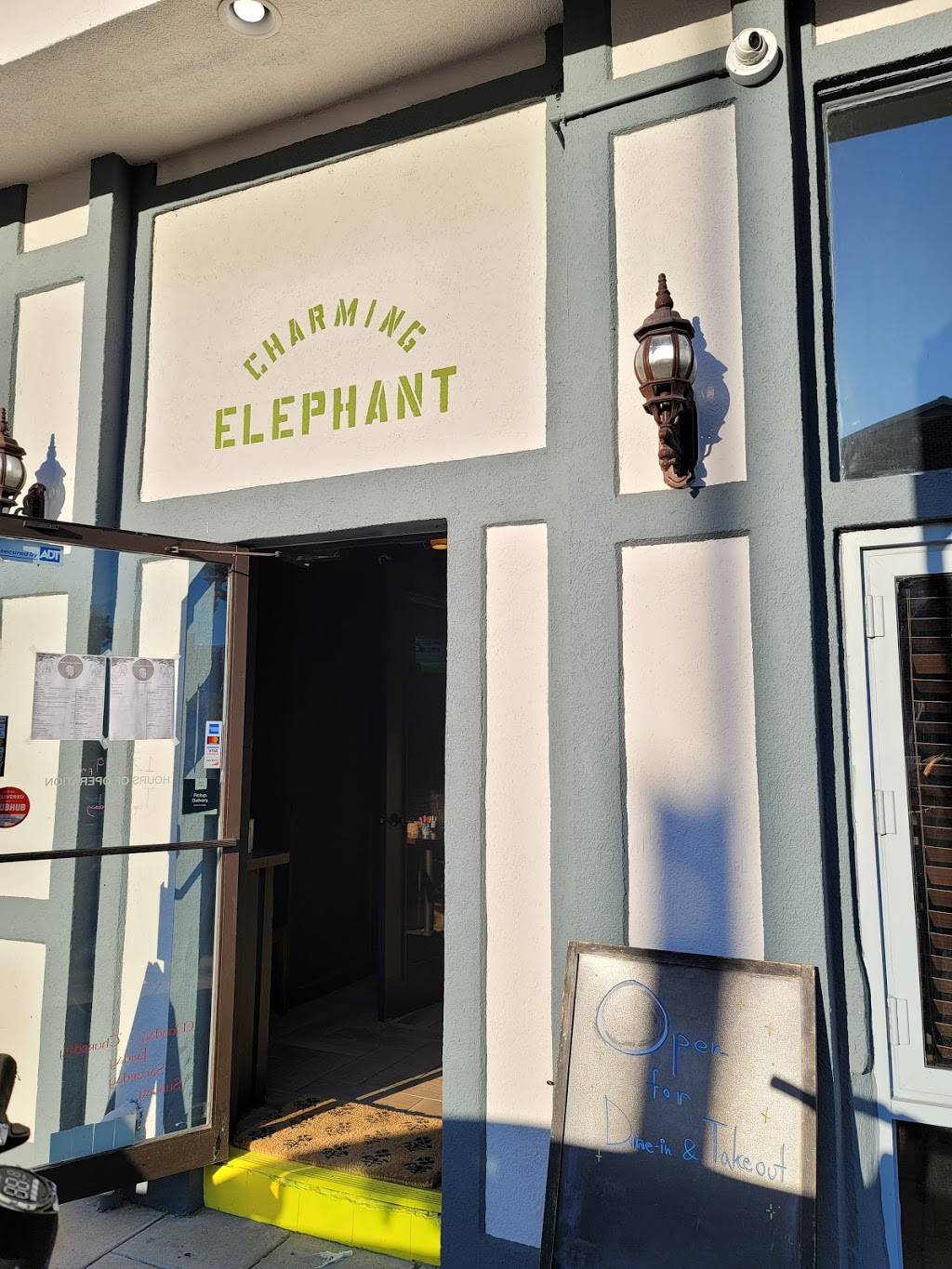 Charming Elephant | restaurant | 2324 Boston St, Baltimore, MD 21224, USA | 4437087762 OR +1 443-708-7762