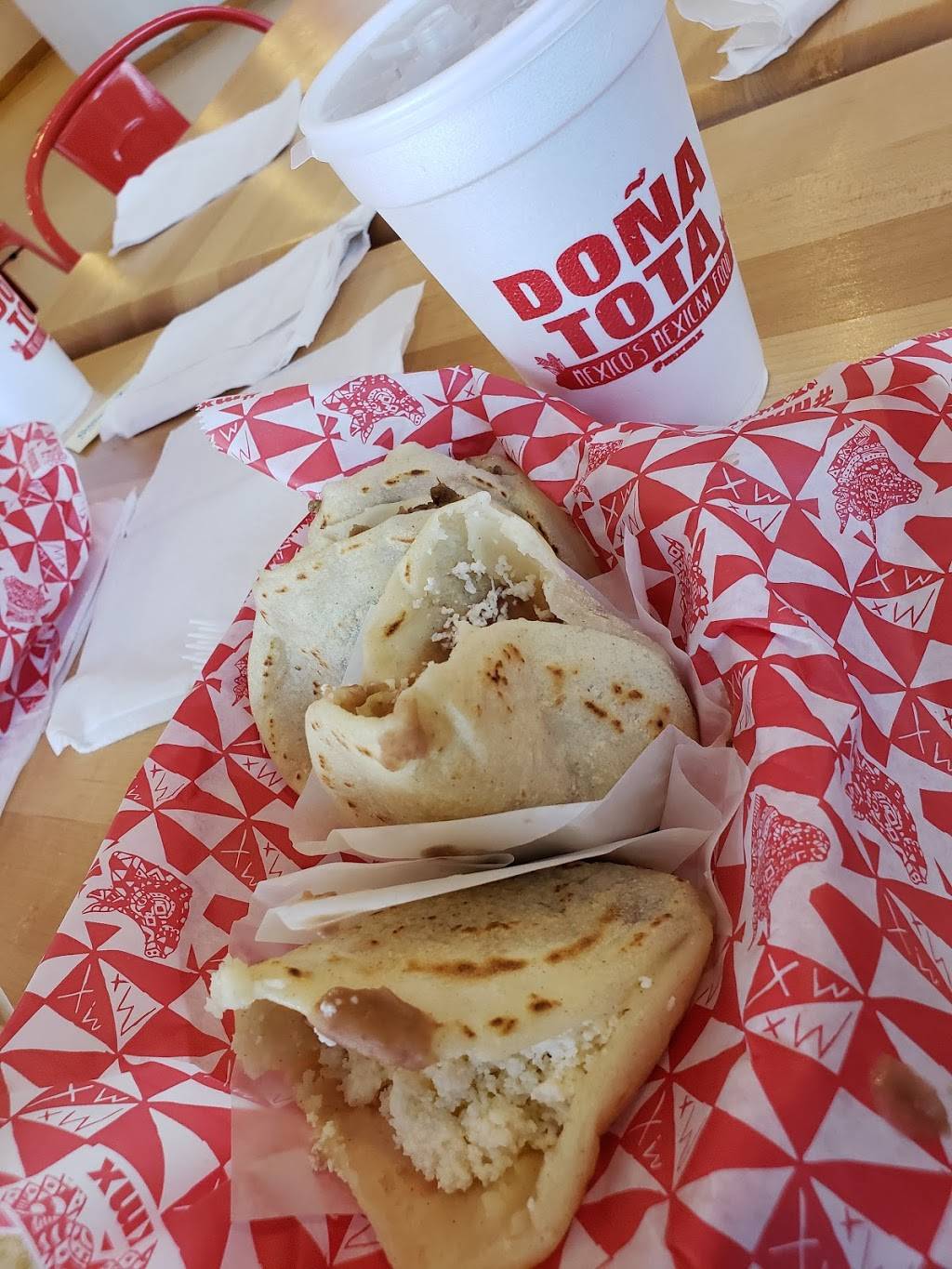 Gorditas Doña Tota | restaurant | 923 N Loop 1604 E #115, San Antonio, TX 78232, USA | 2102331059 OR +1 210-233-1059