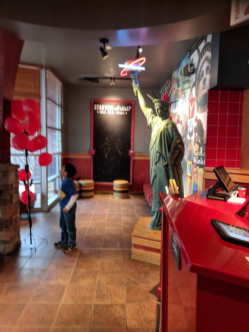 Red Robin Gourmet Burgers and Brews | restaurant | 11675 S 73rd St, Papillion, NE 68046, USA | 4023311349 OR +1 402-331-1349