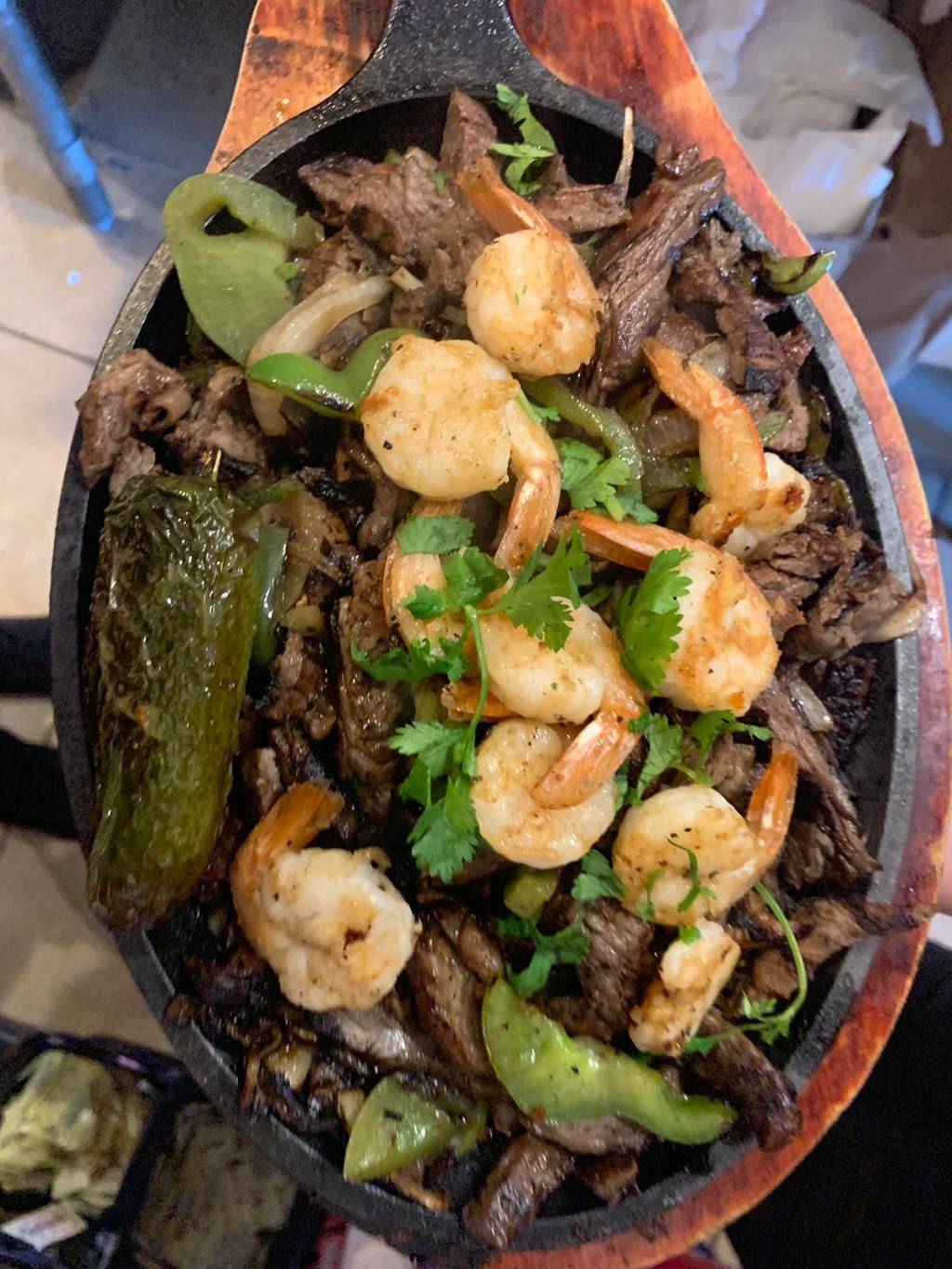 El Rodeo Mexican Grill #4 | restaurant | 15284 FM1957, San Antonio, TX 78253, USA | 2102310130 OR +1 210-231-0130