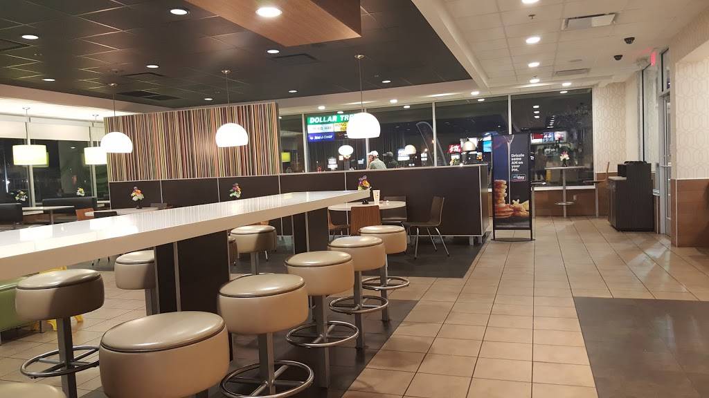 McDonalds | cafe | 1805 N Scott St, Napoleon, OH 43545, USA | 4195991192 OR +1 419-599-1192