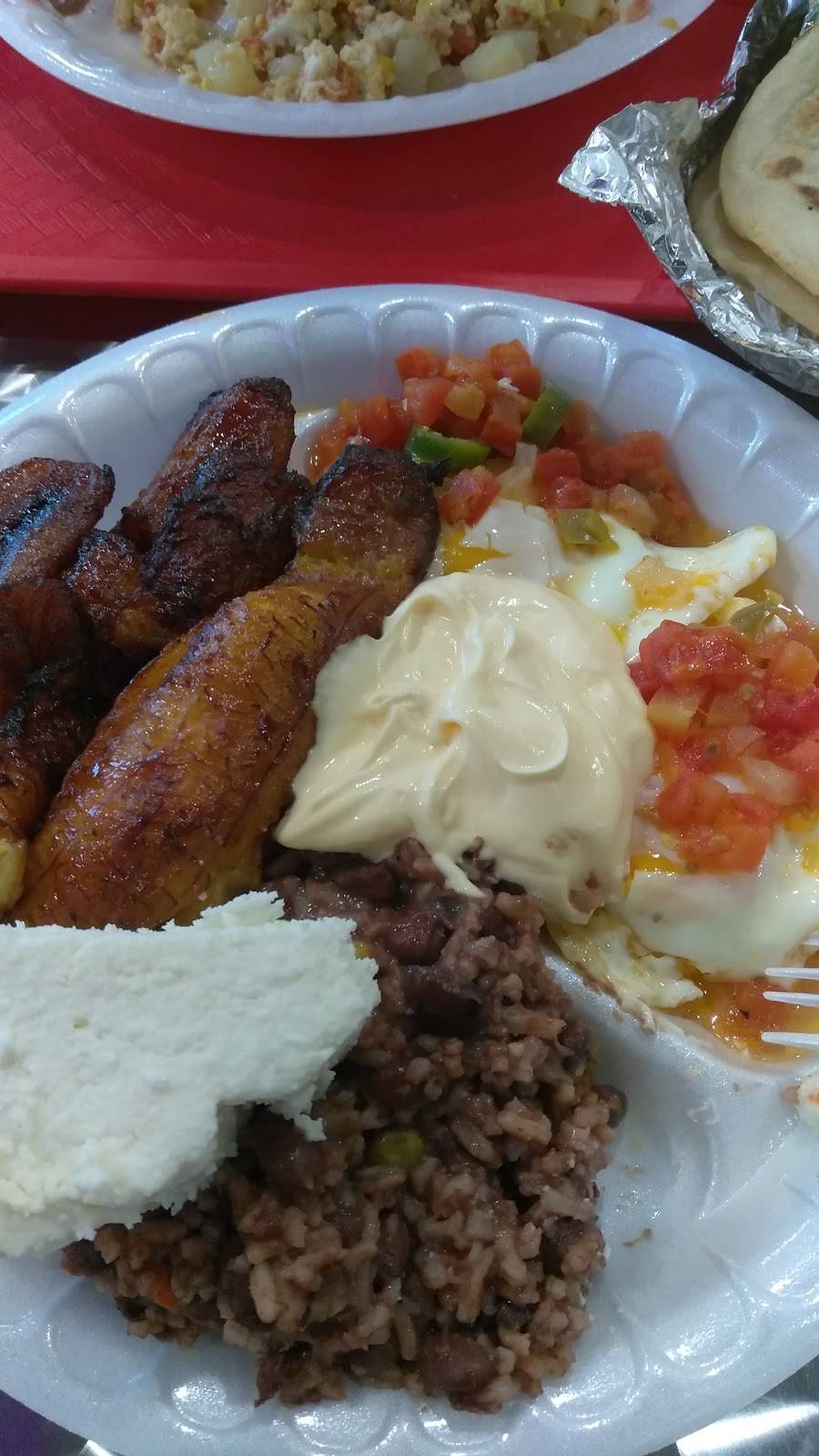 Continental Bakery | bakery | 12105 Saticoy St, North Hollywood, CA 91605, USA | 8182550811 OR +1 818-255-0811