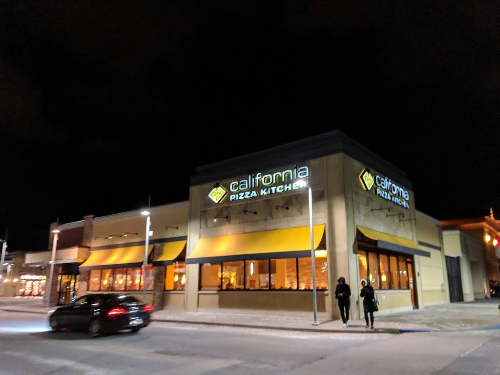 California Pizza Kitchen at Smith Haven Mall | restaurant | 618 Smith Haven Mall, Lake Grove, NY 11755, USA | 6313829610 OR +1 631-382-9610