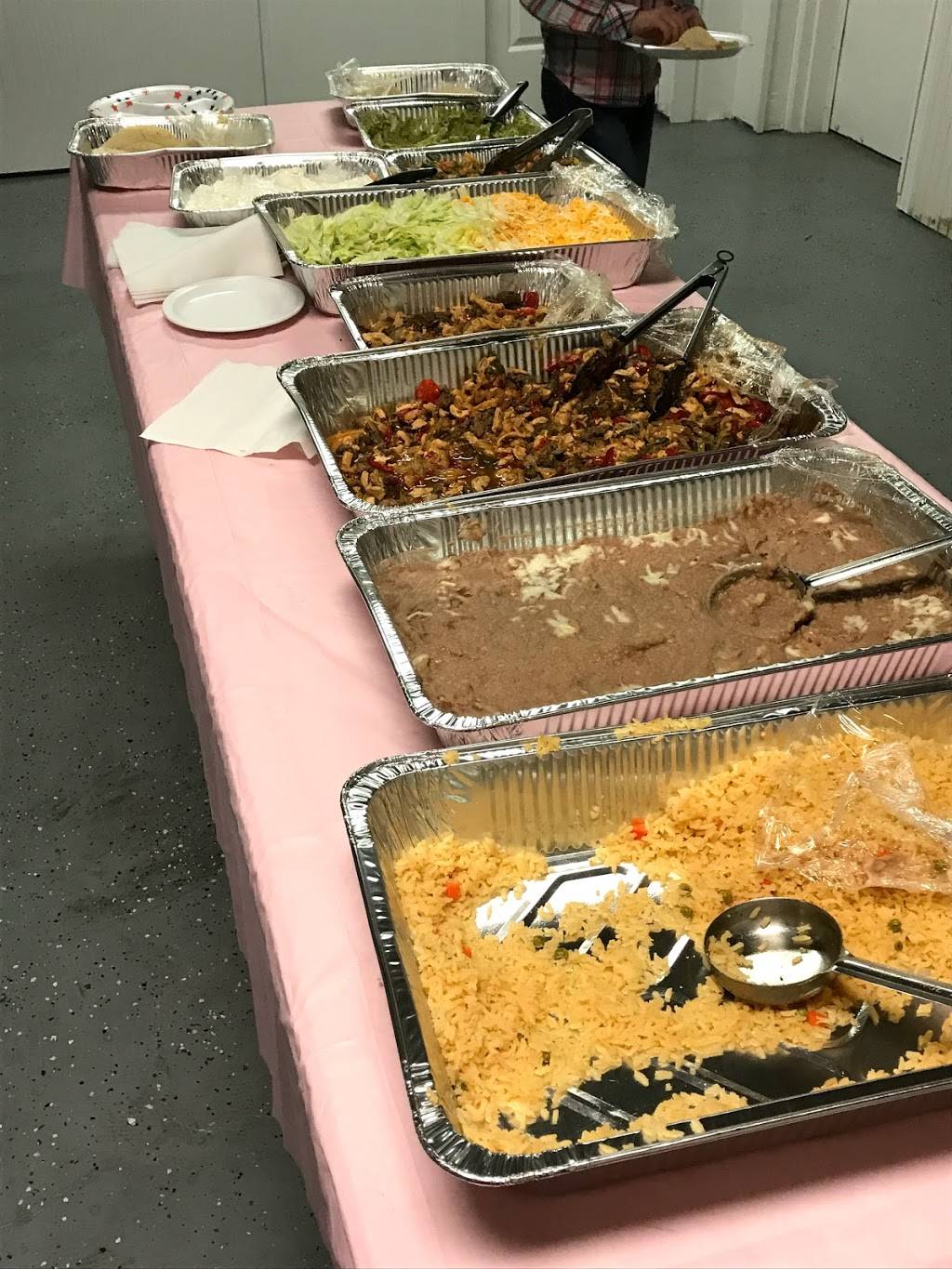 Los Tres Hermanos mexican restaurant | restaurant | 906 W Main St, Collinsville, OK 74021, USA | 9183713890 OR +1 918-371-3890